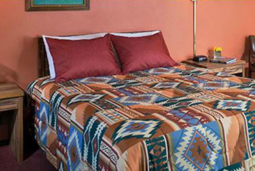 Branding Iron Motel Chama Rum bild